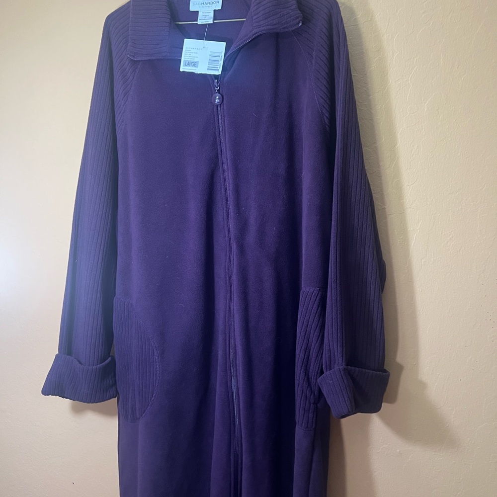 Sag Harbor Deep Purple Zip-Up Fleece Robe